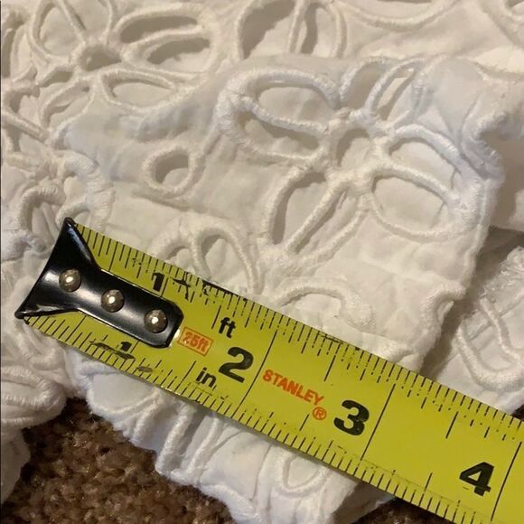 Milly eyelet floral shorts. - Picture 8 of 12